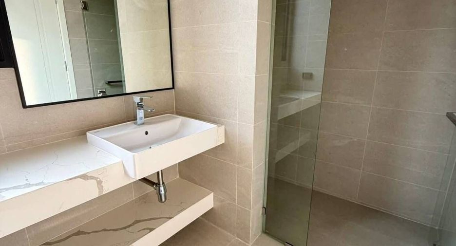 For sale and for rent 4 bedrooms villa in East Pattaya, Pattaya