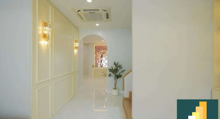 For sale 3 bedrooms house in Jomtien, Pattaya