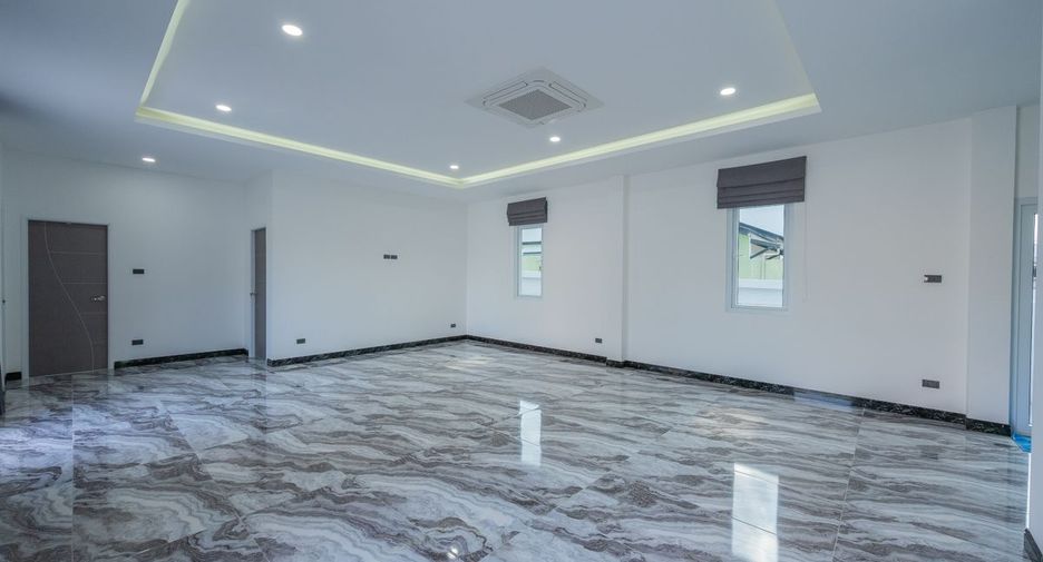 Haus zum Kauf mit 4 Zimmer in Huay Yai, Pattaya