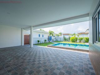 For sale 5 bedrooms house in Bang Lamung, Chonburi