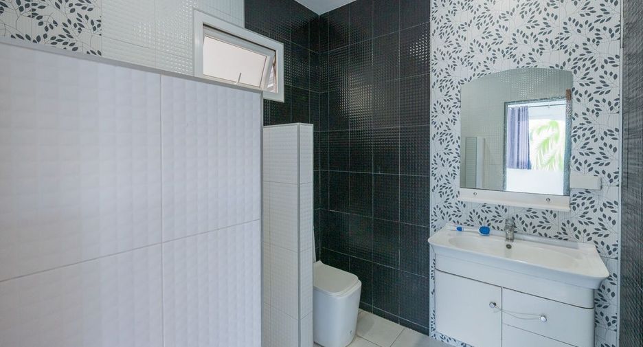 Haus zum Kauf mit 5 Zimmer in Huay Yai, Pattaya