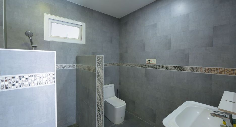 Haus zum Kauf mit 5 Zimmer in Huay Yai, Pattaya