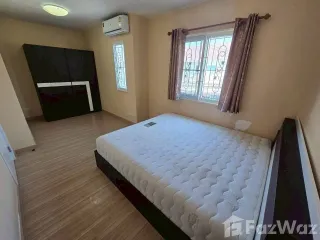 出租 3 卧室 联排别墅 在 Bang Sao Thong, Samut Prakan
