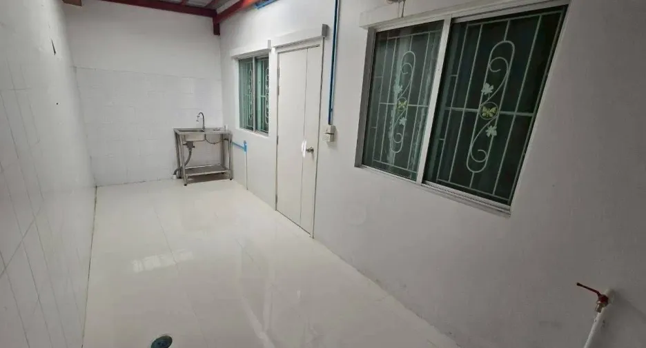 Reihenhaus zur Miete mit 3 Zimmer in Bang Sao Thong, Samut Prakan