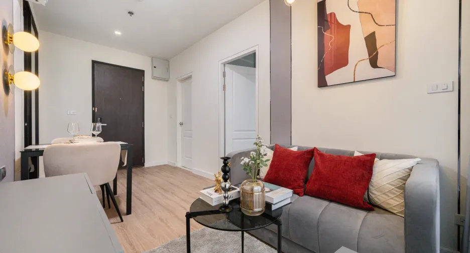 For sale 2 bedrooms condo in Sathon, Bangkok