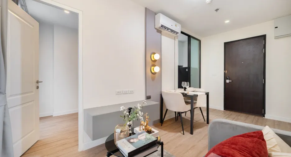 For sale 2 bedrooms condo in Sathon, Bangkok
