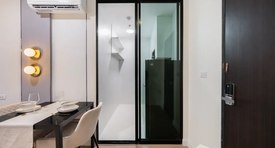 For sale 2 bedrooms condo in Sathon, Bangkok