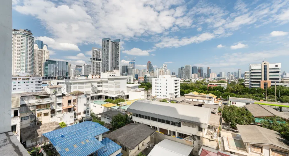 For sale 2 bedrooms condo in Sathon, Bangkok