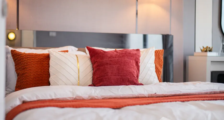 For sale 2 bedrooms condo in Sathon, Bangkok