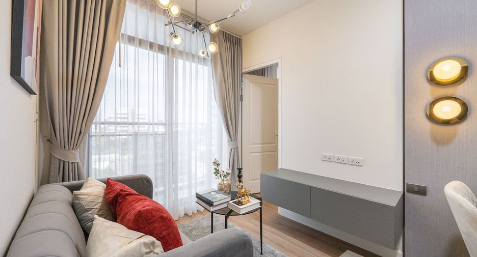For sale 2 bedrooms condo in Sathon, Bangkok