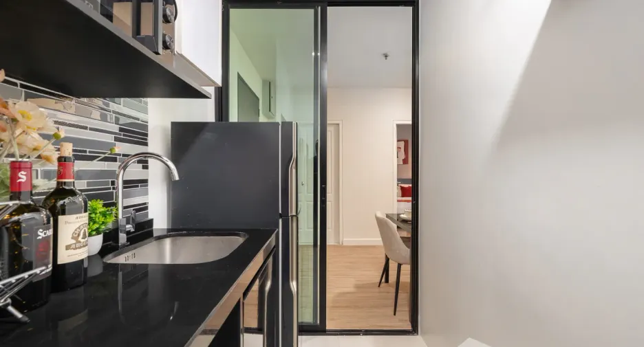 For sale 2 bedrooms condo in Sathon, Bangkok