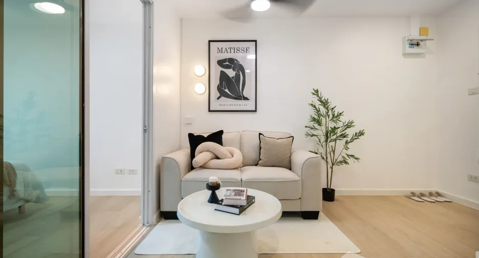 For sale studio condo in Phra Khanong, Bangkok
