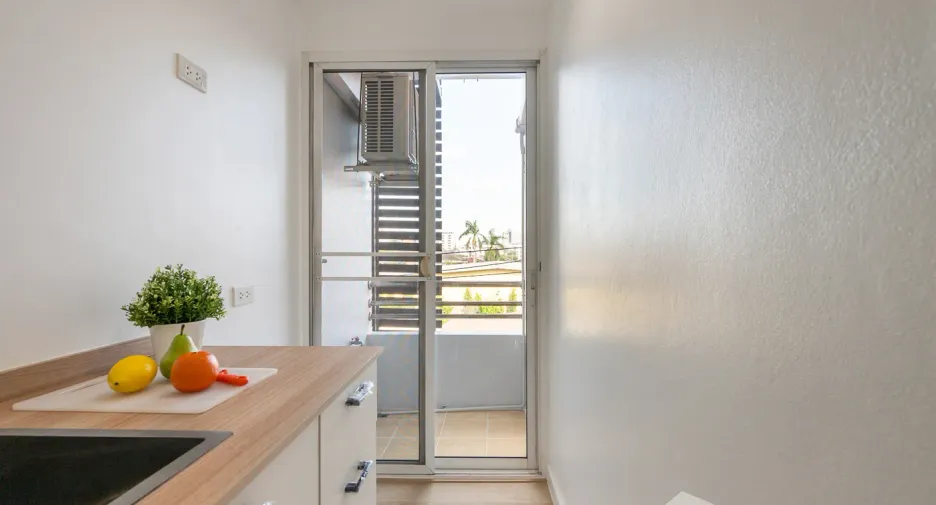 For sale studio condo in Phra Khanong, Bangkok