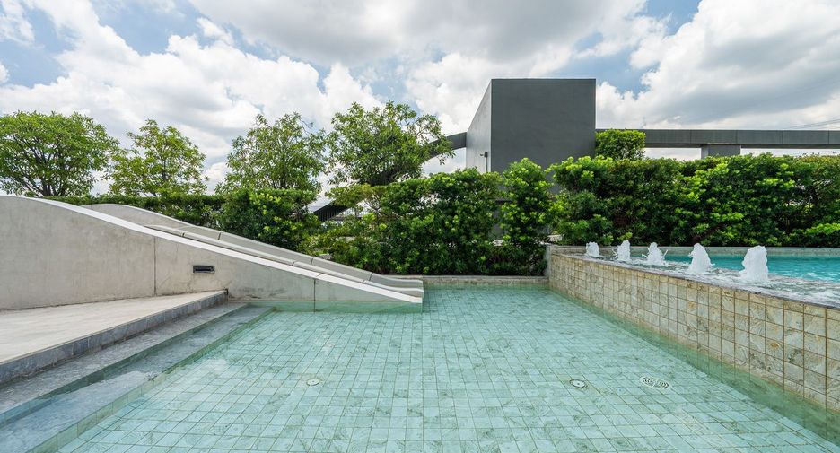 À vendre 1 chambre condo à Bang Sue, Bangkok