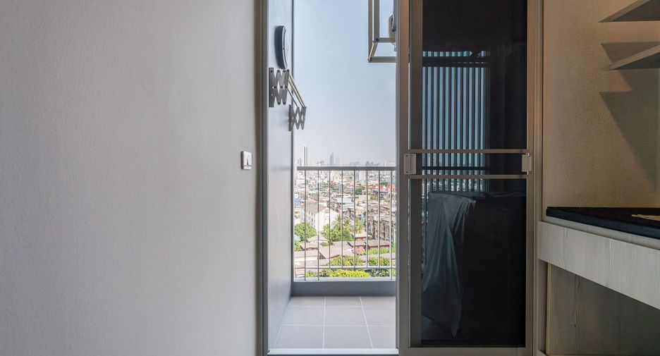 For sale 1 bed condo in Thon Buri, Bangkok