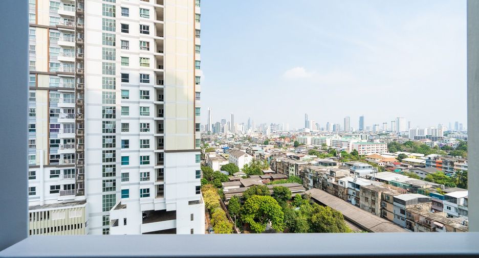 For sale 1 bed condo in Thon Buri, Bangkok
