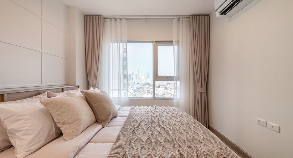 For sale 1 bed condo in Thon Buri, Bangkok