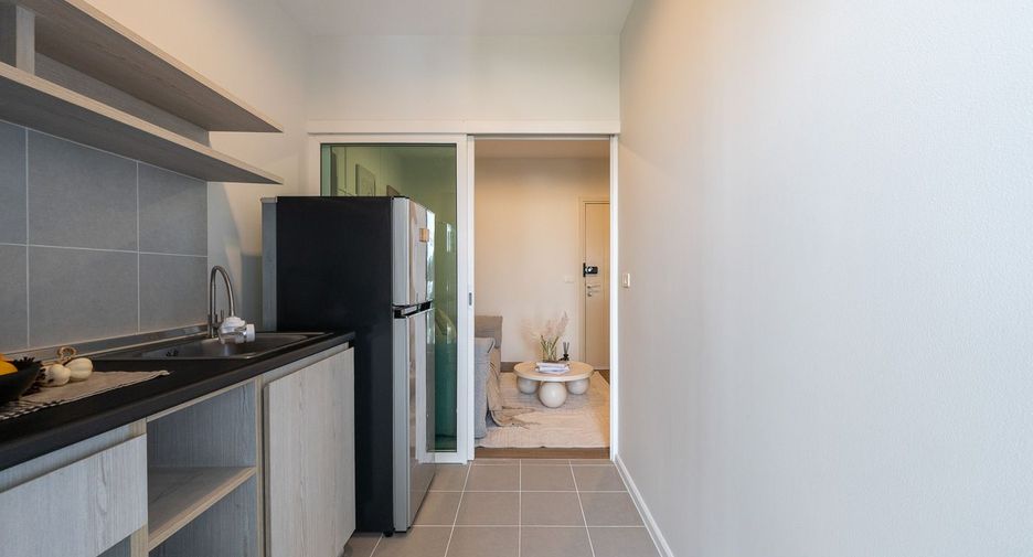 For sale 1 bed condo in Thon Buri, Bangkok