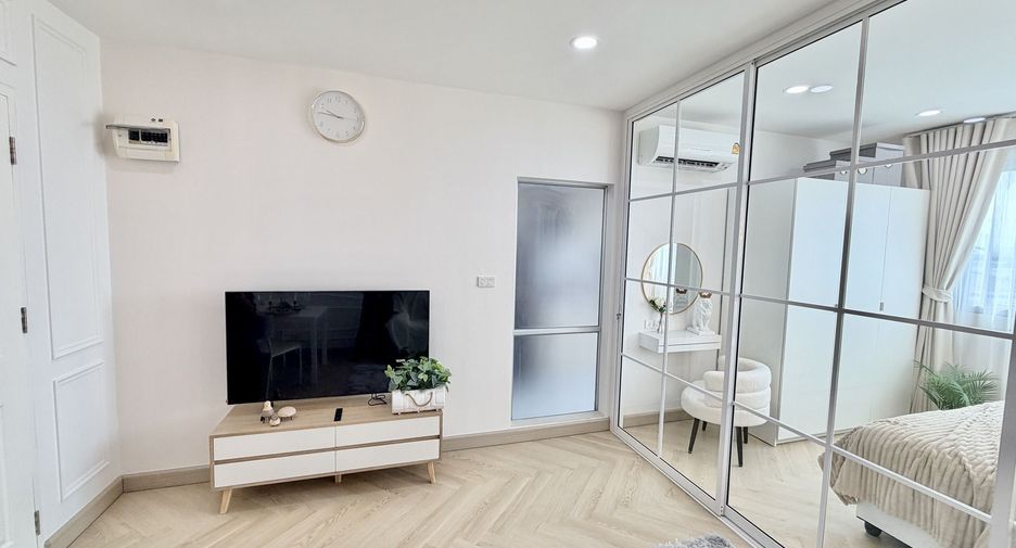 For sale 1 bed condo in Bang Khen, Bangkok
