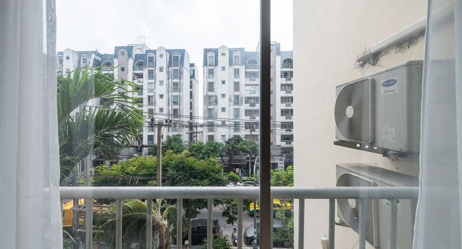 Wohnung zum Kauf mit 1 Zimmer in Lat Phrao, Bangkok