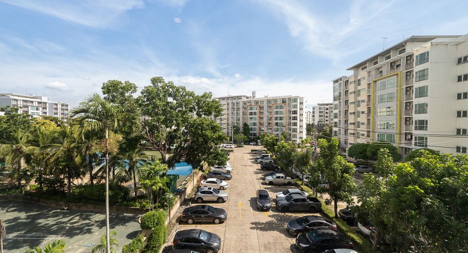 À vendre studio condo à Phasi Charoen, Bangkok
