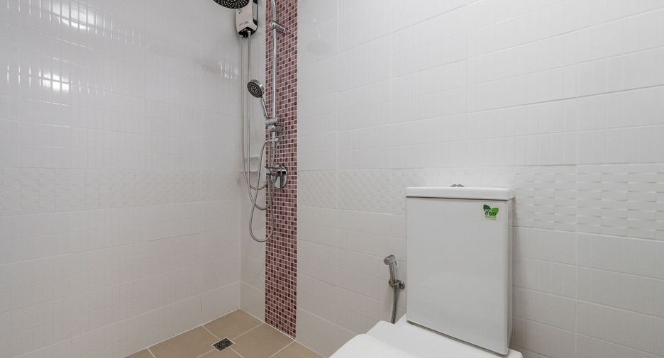 À vendre studio condo à Phasi Charoen, Bangkok