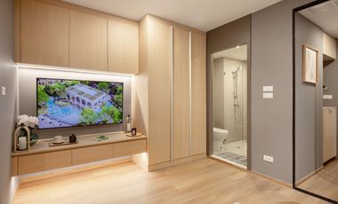 For sale 1 bed condo in Phra Khanong, Bangkok