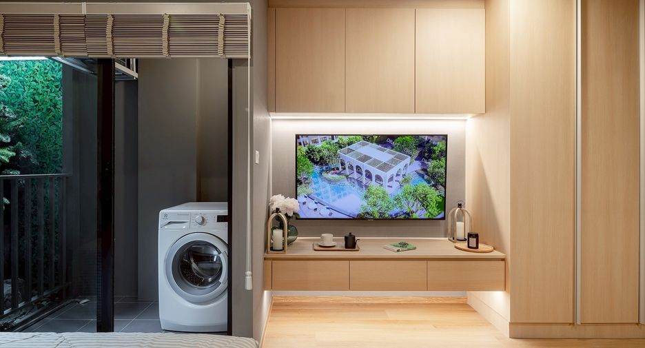 For sale 1 bed condo in Phra Khanong, Bangkok