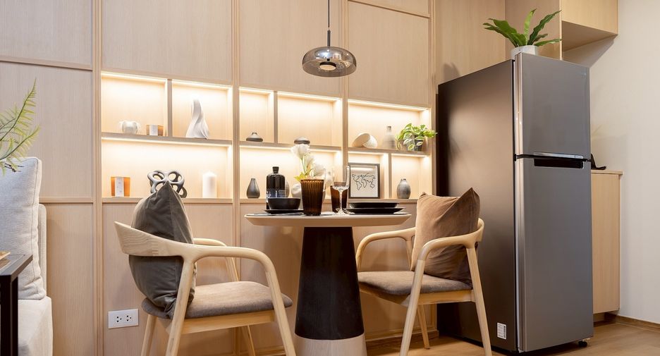 For sale 1 bed condo in Phra Khanong, Bangkok