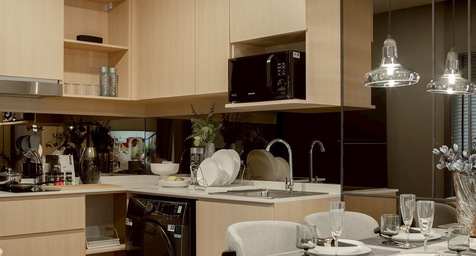 Condo en venta de 2 habitaciones en Phra Khanong, Bangkok