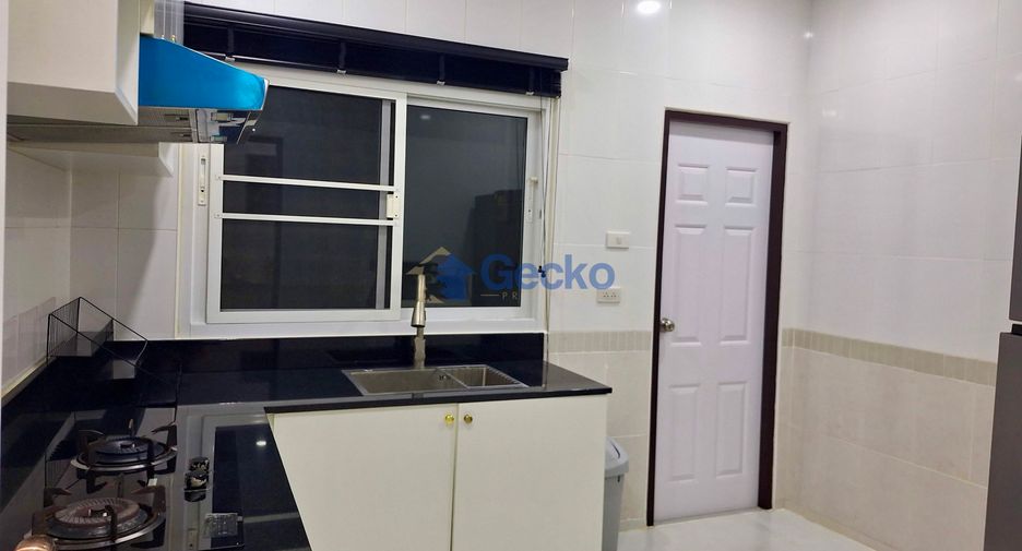 For rent 3 bedrooms house in East Pattaya, Pattaya