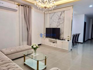 出租 3 卧室 独立屋 在 Bang Lamung, Chon Buri