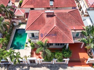 À louer et à vendre 5 chambres maison à Bang Lamung, Chonburi