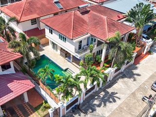 À louer et à vendre 5 chambres maison à Bang Lamung, Chonburi