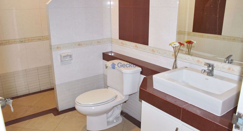 For sale 3 bedrooms house in East Pattaya, Pattaya