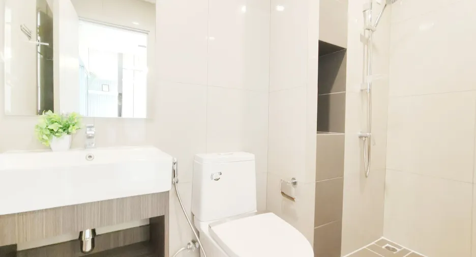 For sale 1 bed condo in Bang Phlat, Bangkok