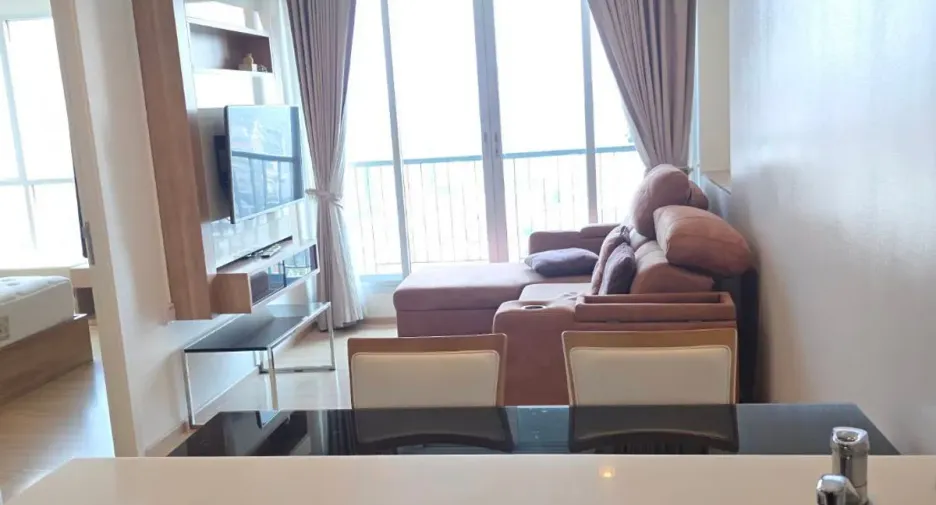 For rent 1 bed condo in Phaya Thai, Bangkok