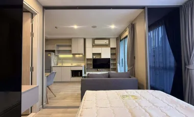 À louer 1 chambre condo à Phra Khanong, Bangkok