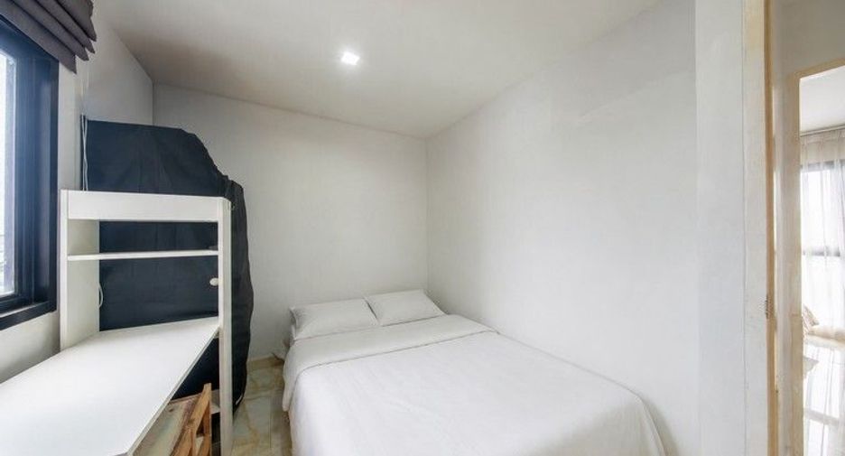 Продажа 2 спальни кондо в Пхра Кханонг, Бангкок