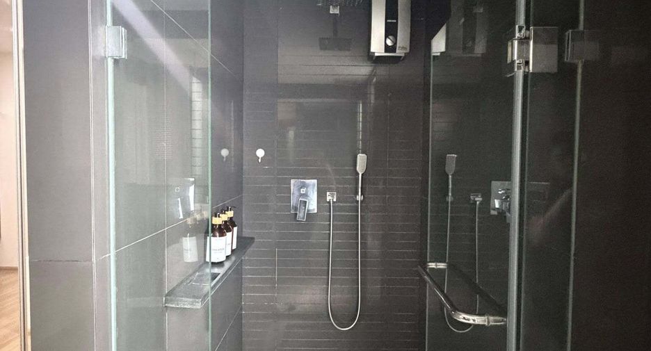 Wohnung zur Miete mit 2 Zimmer in Phra Khanong, Bangkok