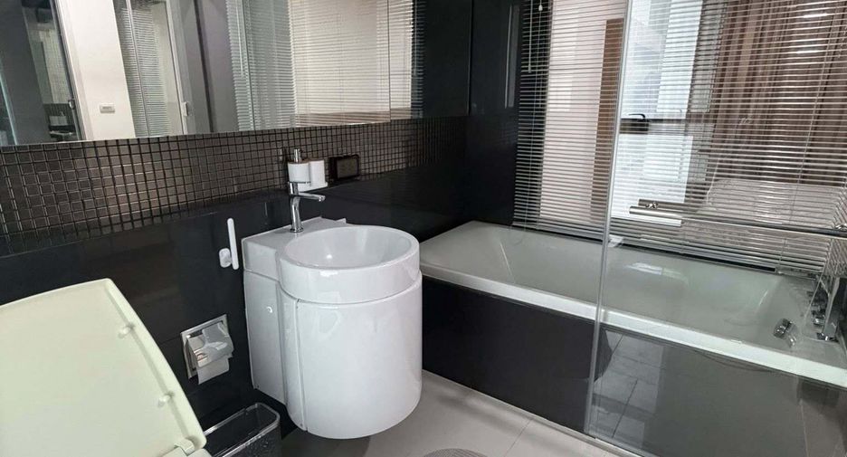 Wohnung zur Miete mit 2 Zimmer in Phra Khanong, Bangkok