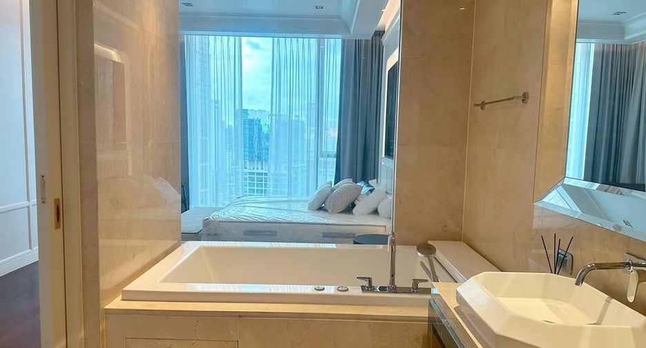 Wohnung zur Miete mit 2 Zimmer in Khlong Toei, Bangkok