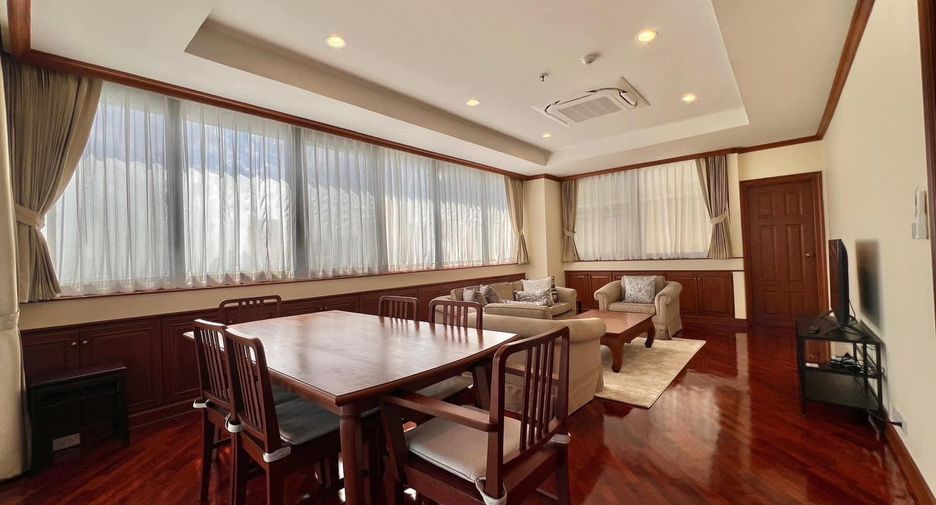 Wohnung zur Miete mit 3 Zimmer in Khlong Toei, Bangkok
