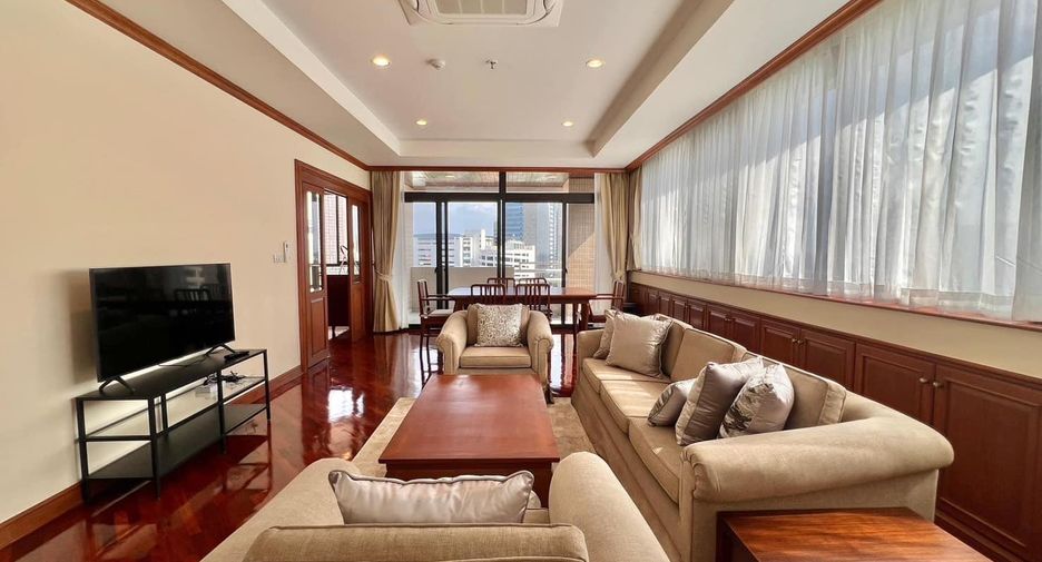 Wohnung zur Miete mit 3 Zimmer in Khlong Toei, Bangkok