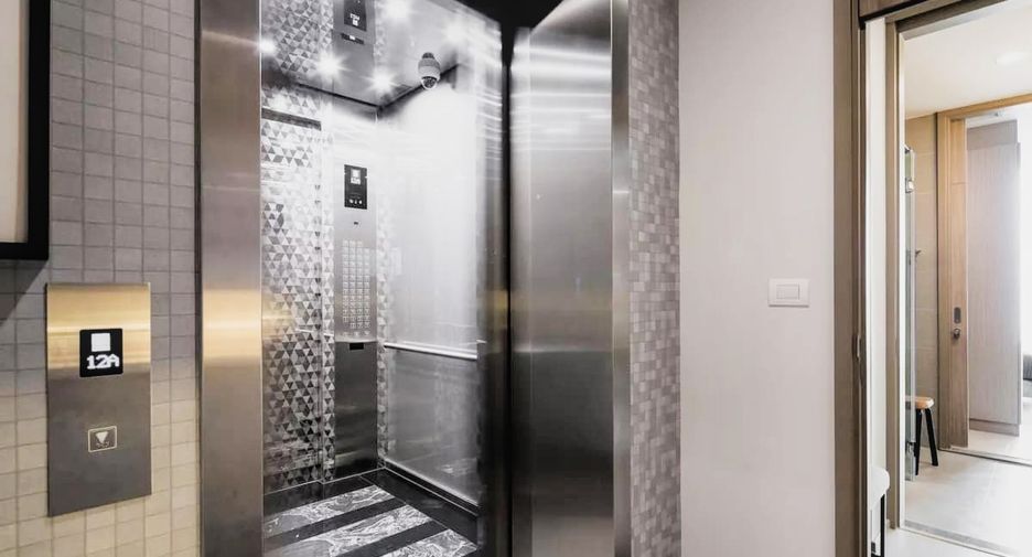 Condo en alquiler de 1 habitaciones en Pathum Wan, Bangkok