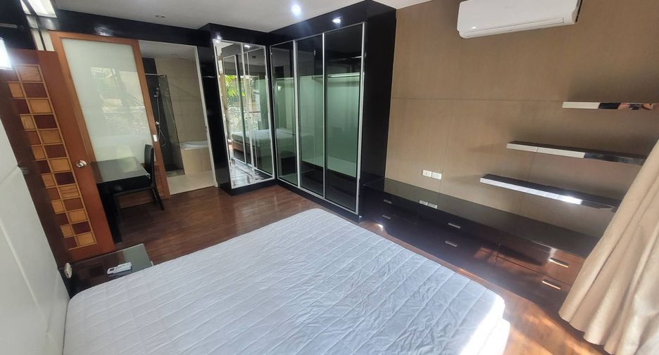 ให้เช่า 2 ห้องนอน คอนโด ใน คลองเตย, กรุงเทพฯ