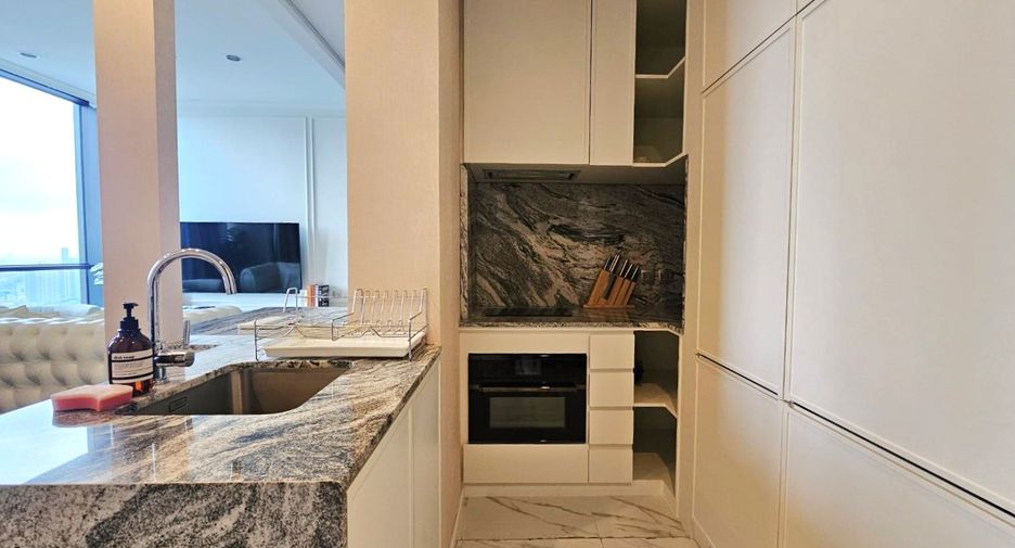 For rent and for sale 2 bedrooms condo in Khlong Toei, Bangkok