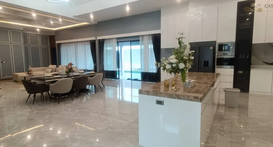 Villa en venta de 5 habitaciones en East Pattaya, Pattaya