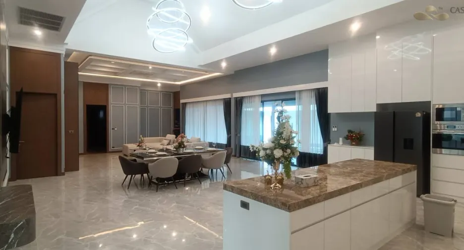 Villa en venta de 5 habitaciones en East Pattaya, Pattaya