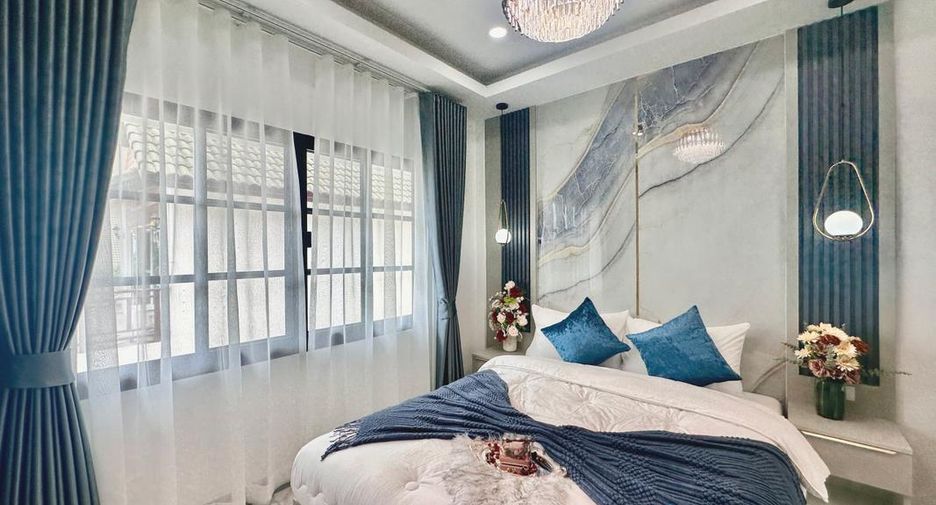 For sale 4 bedrooms house in East Pattaya, Pattaya